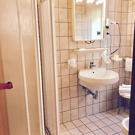 2 Magnolie Hotel 3*